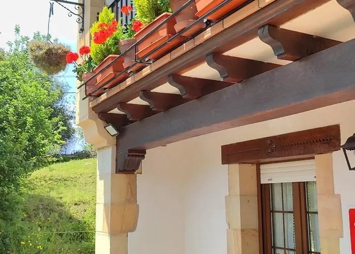 Casa De La Fuente بيت للعطل *